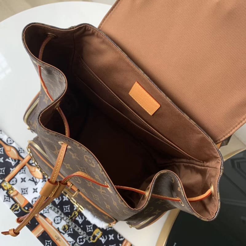 L0vis Vvtt0n M44658 Trio Backpack Travel Bag