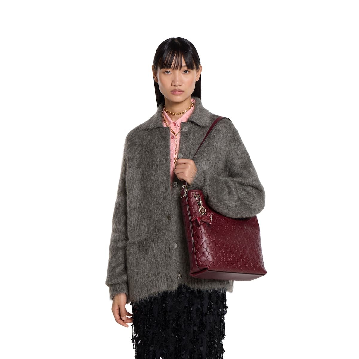 Gvc*1 Emblem medium shoulder bag