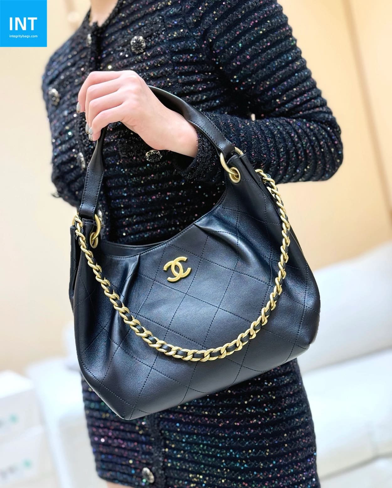 Ch**el Maxi Hobo Bag AS5970