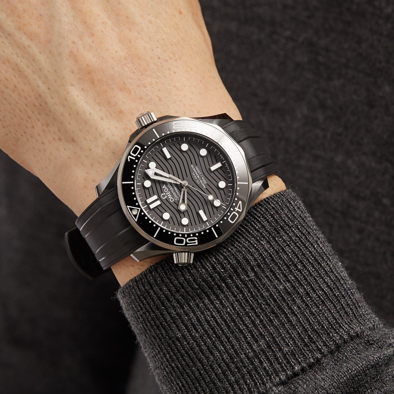 0me*ga Seamaster Diver 300M