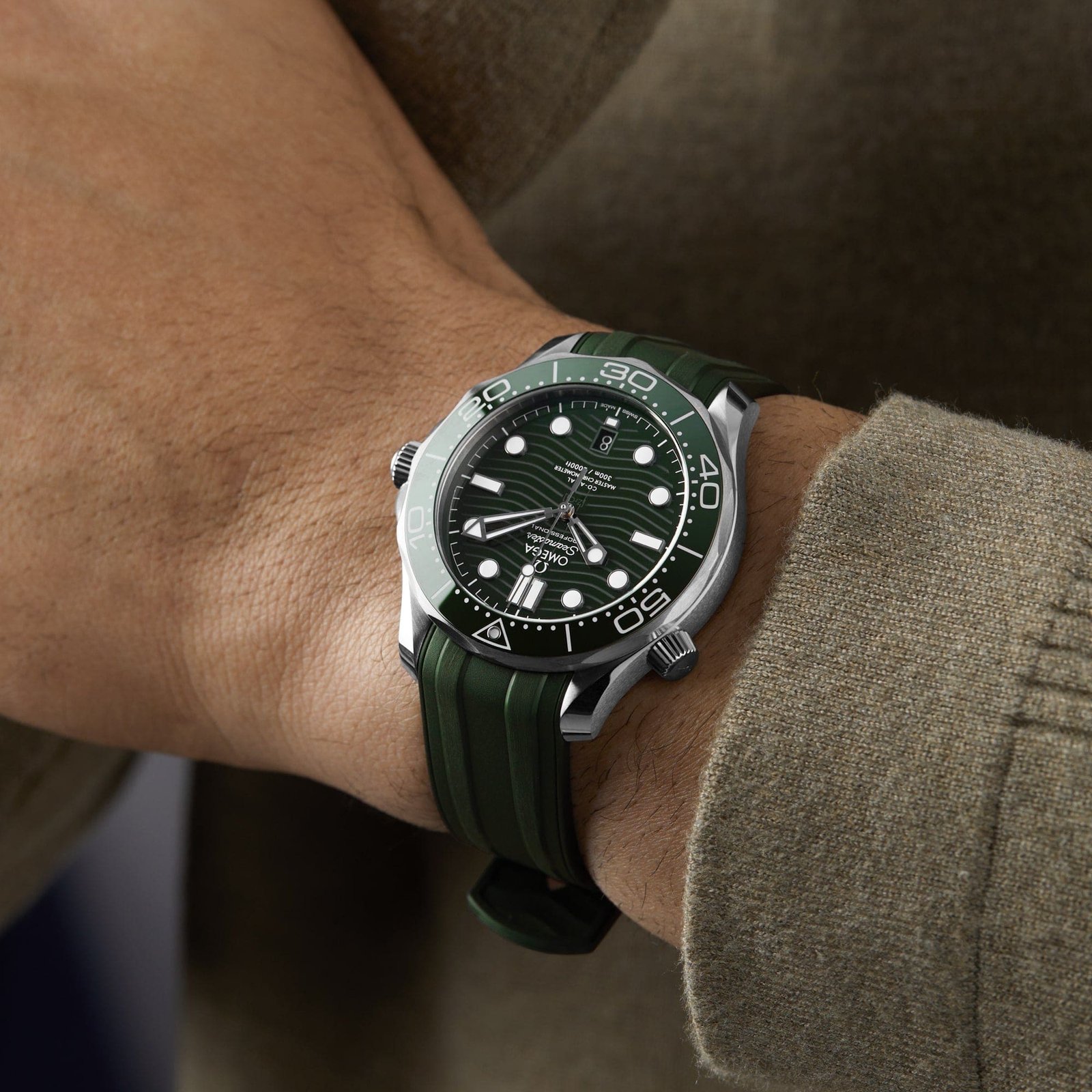 0me*ga Seamaster Diver 300M