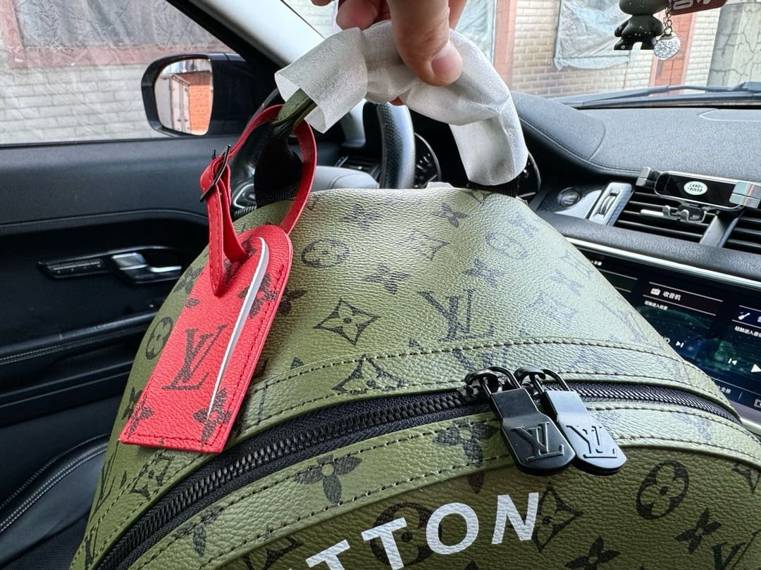 L0vis Vvtt0n Discovery Backpack PM M46802