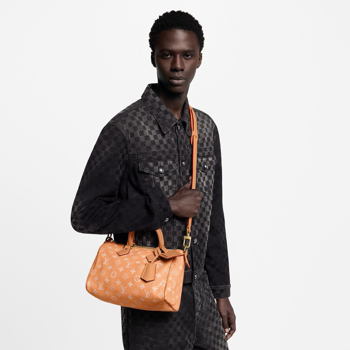 L0vis Vvtt0n M13912 SPEEDY P9 BANDOULIÈRE 25 BAG