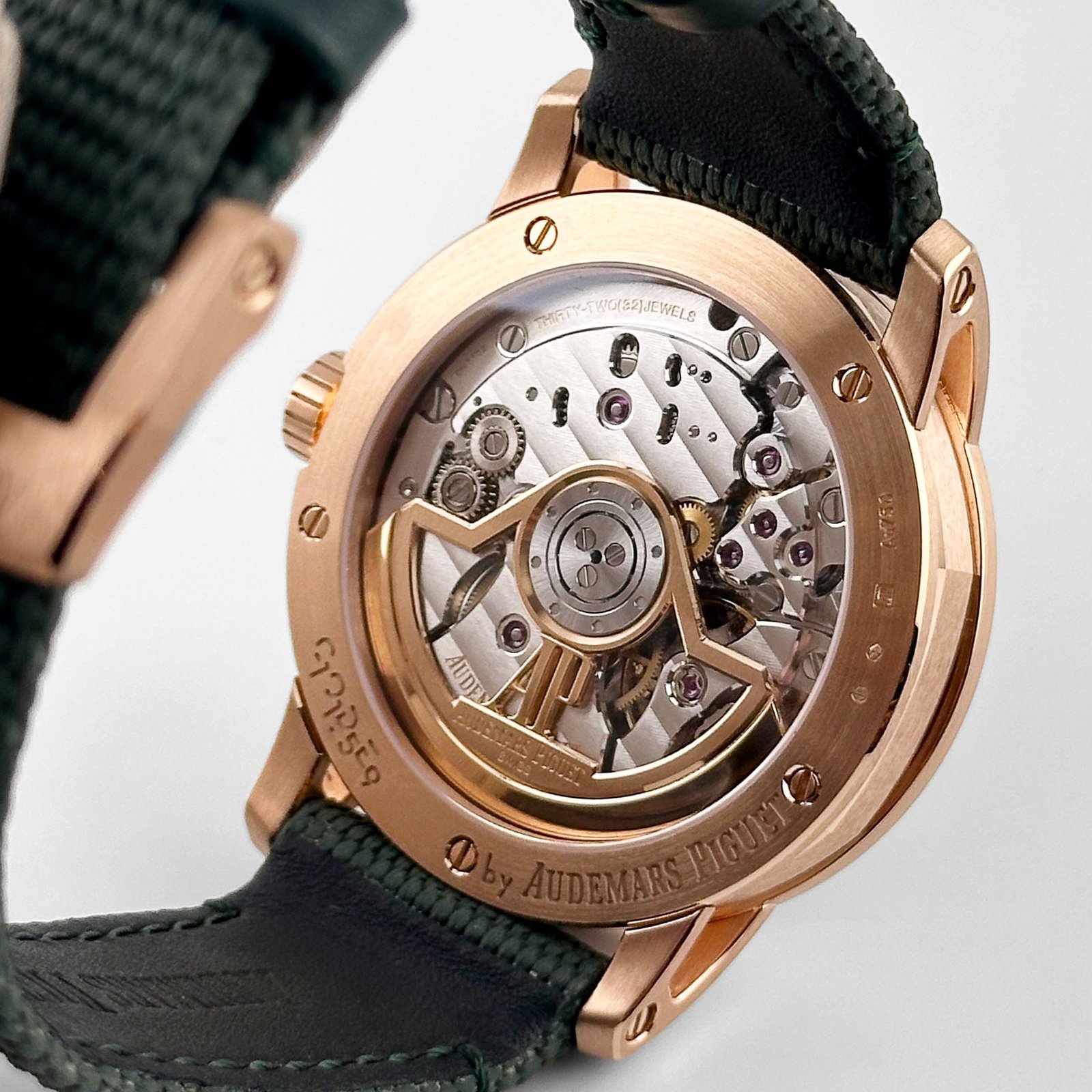 Audemars P1g*et Code 11.59 15210OR.OO.A056KB.01 Rose Gold Green Dial (2024)