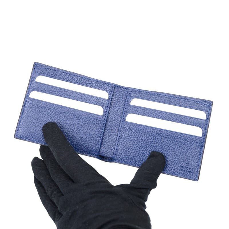 Bi-fold wallet with Gvc*1 script