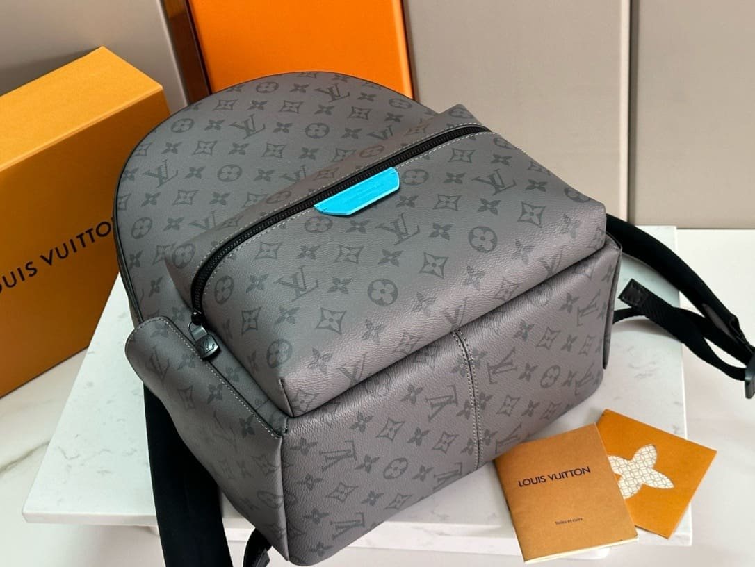 L0vis Vvtt0n M11641 Discovery Backpack PM