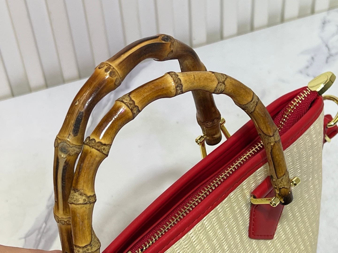 L0vis Vvtt0n Raffia Petit Bucket Tote