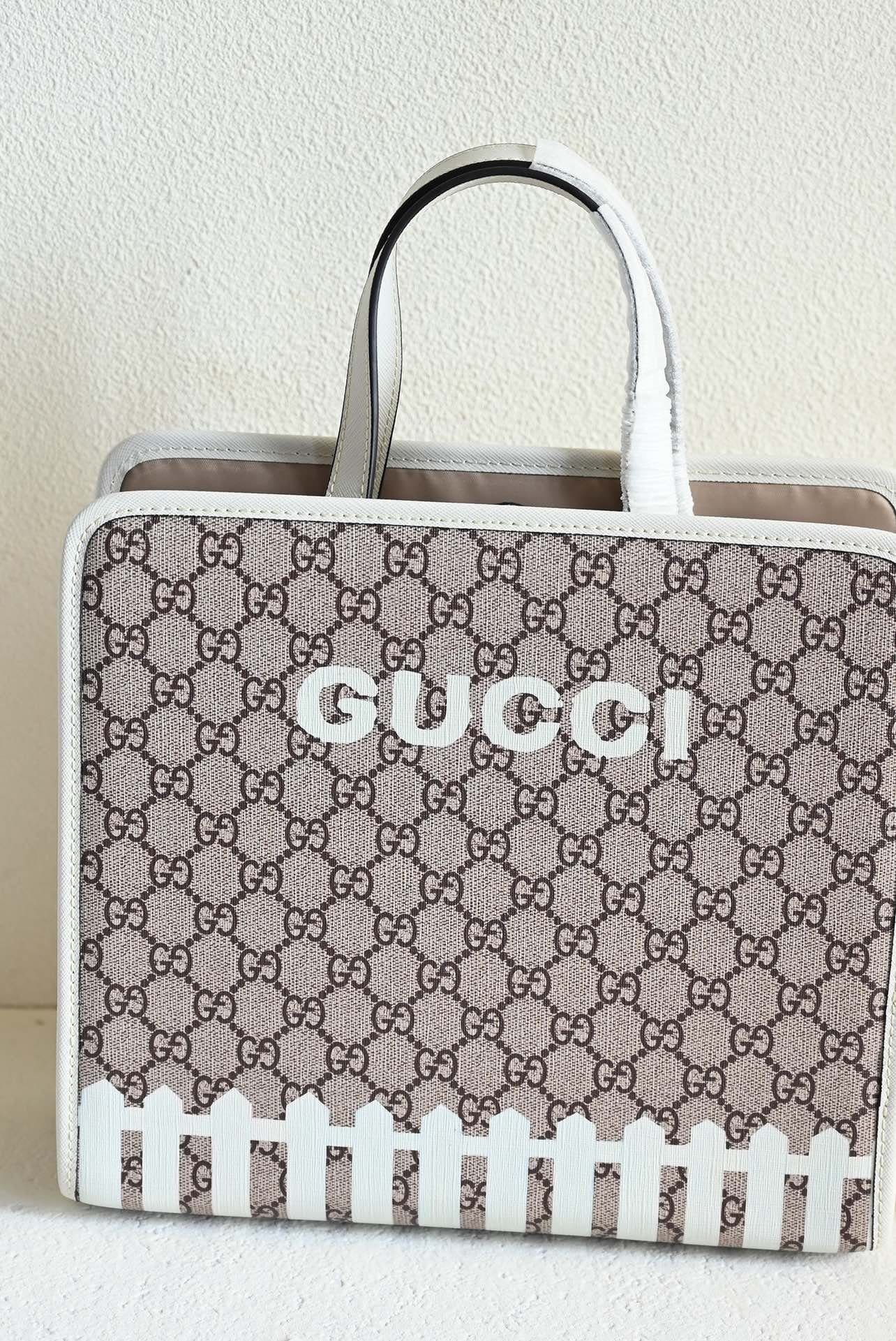 Gvc*1 CHILDREN’S DOG PRINT TOTE BAG