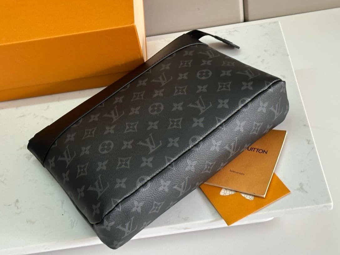 L0vis Vvtt0n M82543 POCHETTE VOYAGE SOUPLE CLUTCH