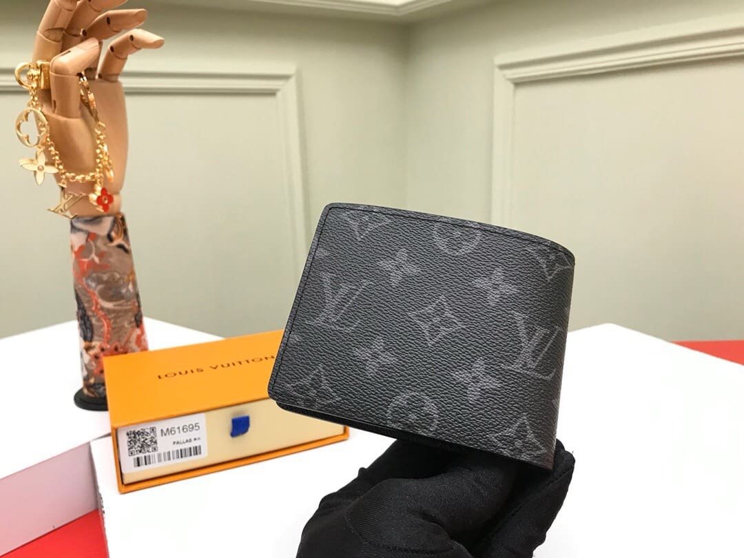 L0vis Vvtt0n M61695 Multiple Wallet
