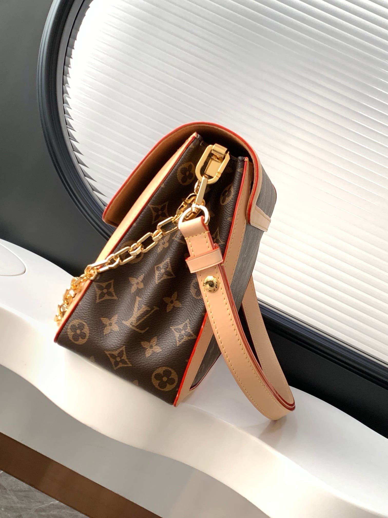 L0vis Vvtt0n M47149 Dauphine Soft GM