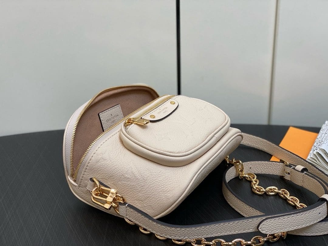 L0vis Vvtt0n M83275 Mini Bumbag