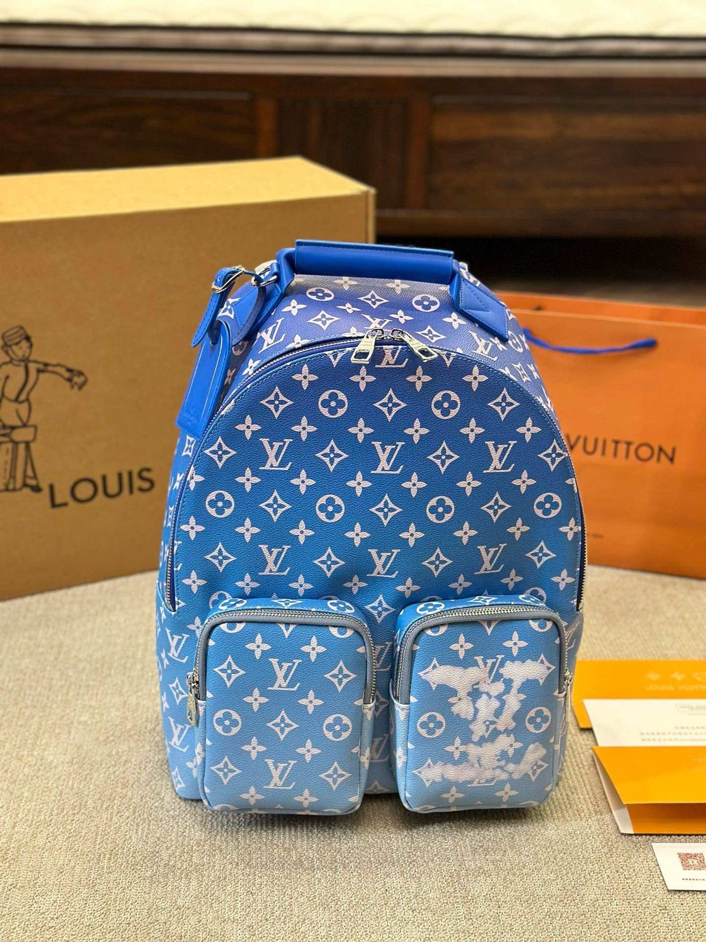 L0vis Vvtt0n Backpack Multipocket Clouds Monogram Blue M45441
