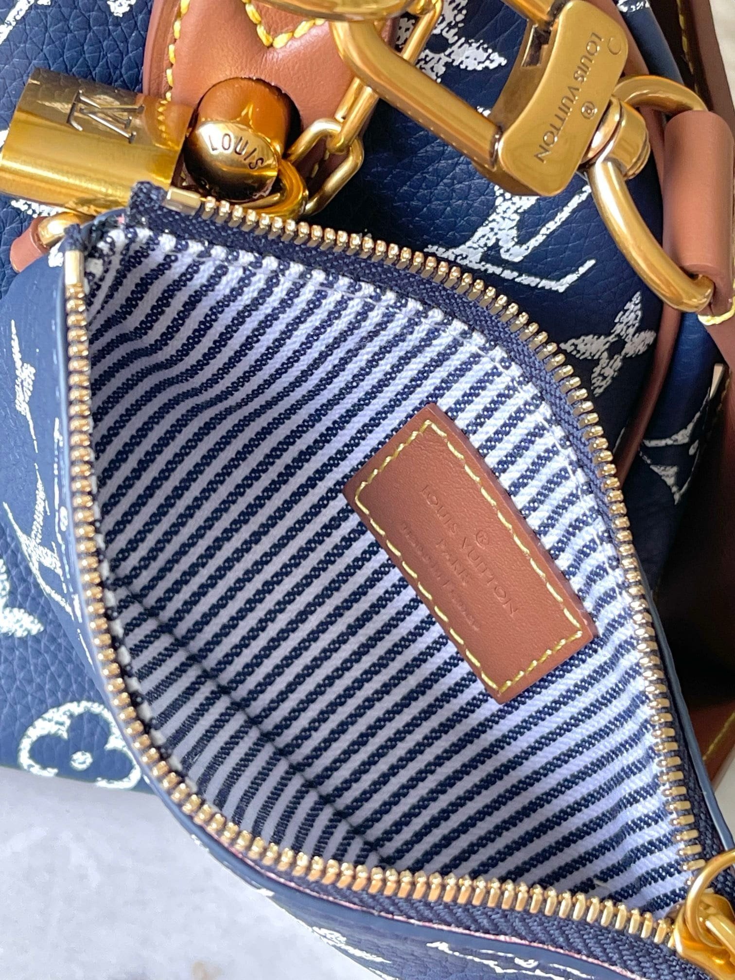 L0vis Vvtt0n M15278 Speedy P9 Bandoulière 25（Top quality）