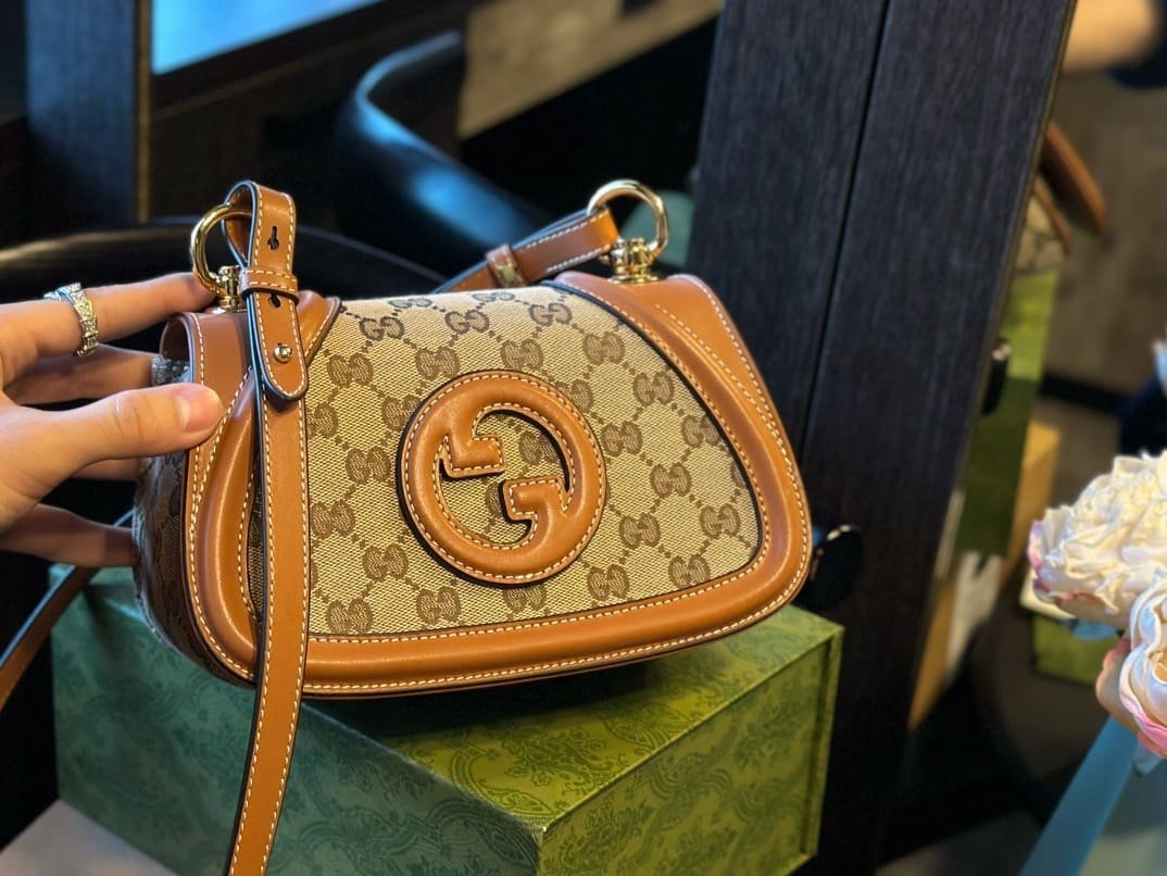 Gvc*1 Blondie mini shoulder bag