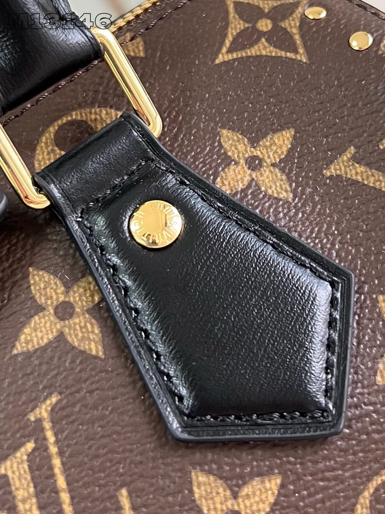L0vis Vvtt0n M13146 SPEEDY TRUNK 20 BAG