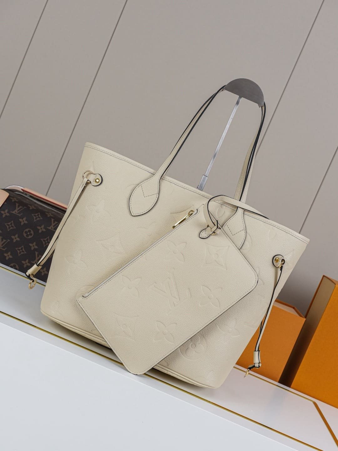 L0vis Vvtt0n M46676 Neverfull MM