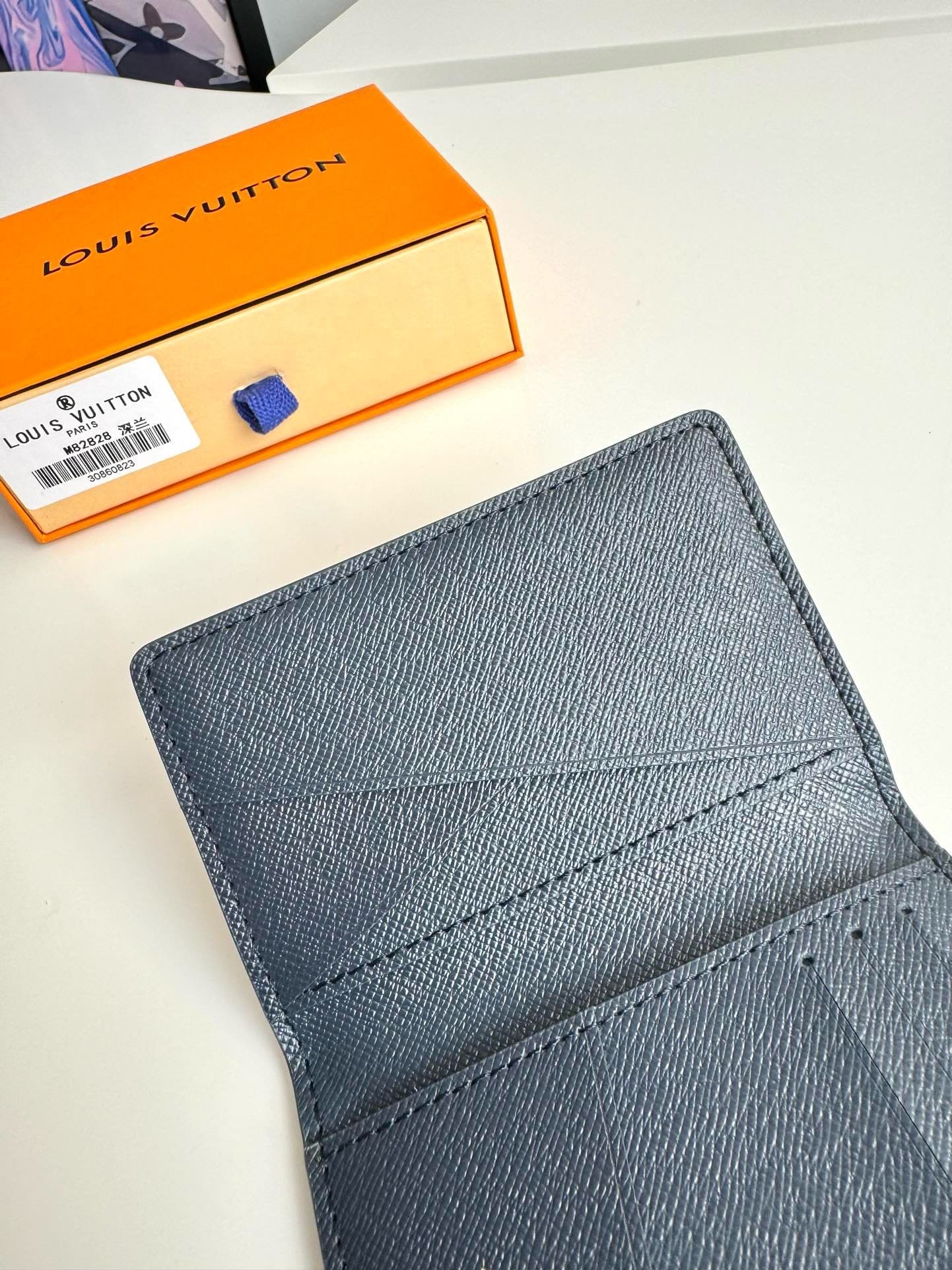 L0vis Vvtt0n M82828 Pocket Organizer
