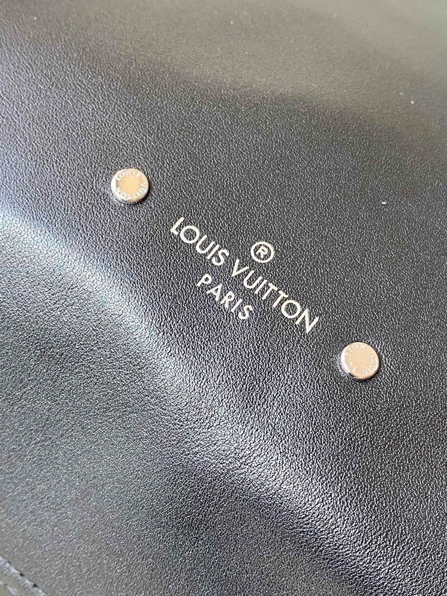 L0vis Vvtt0n M11266 Atlantis Vibe MM