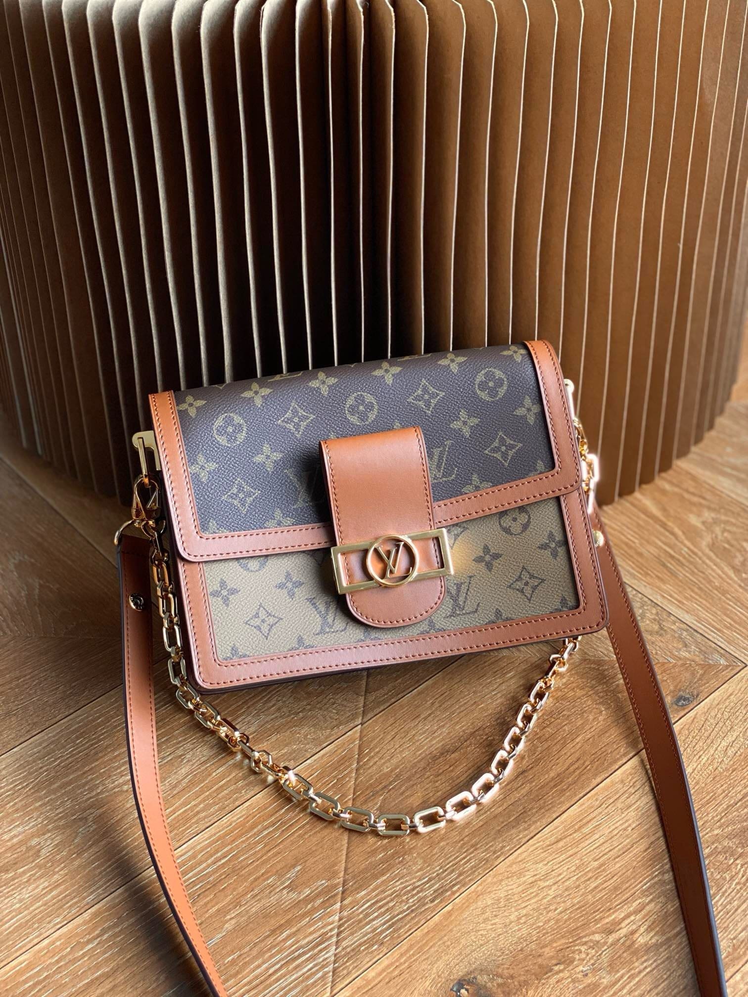 L0vis Vvtt0n Dauphine MM Bag M44391