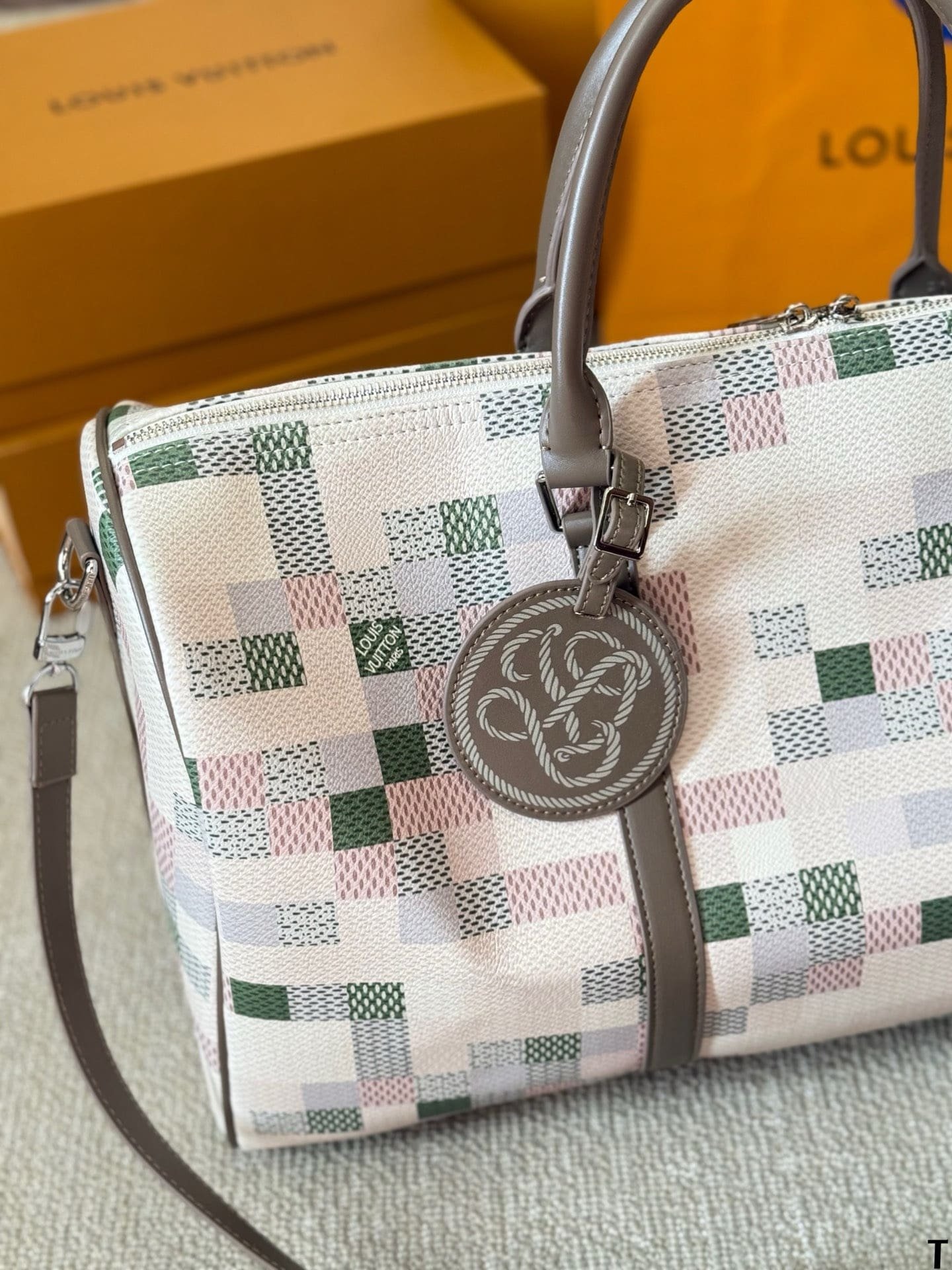 L0vis Vvtt0n N00106 Keepall BANDOULIÈRE 45 travel bag