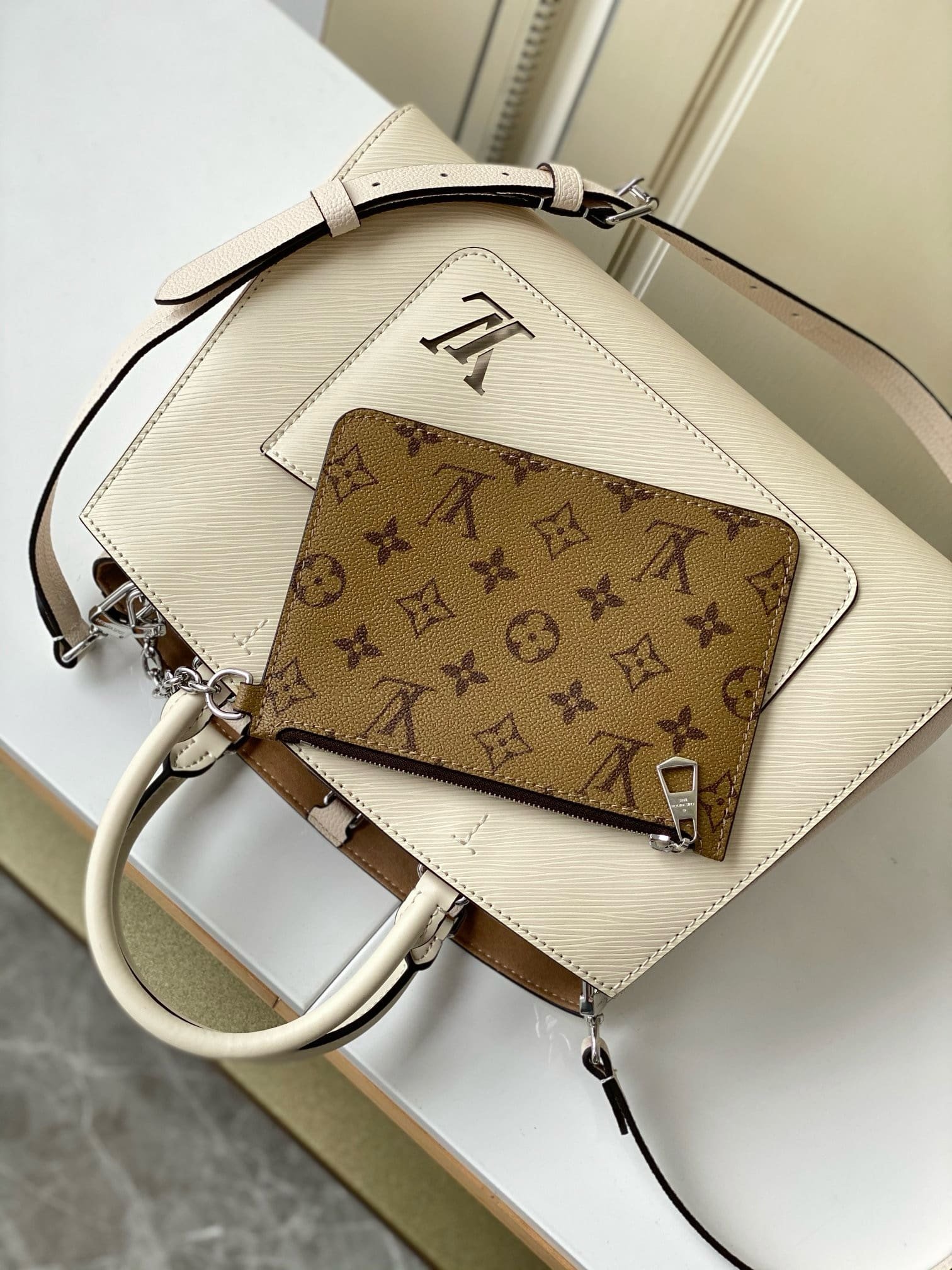 L0vis Vvtt0n M20520 MARELLE TOTE BB Shopping