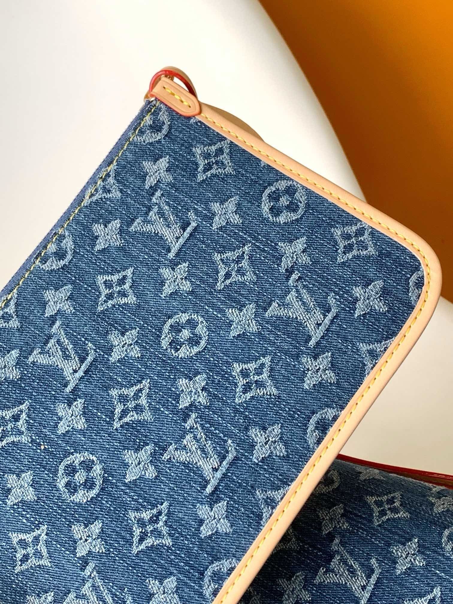 L0vis Vvtt0n M46855 CarryAll MM