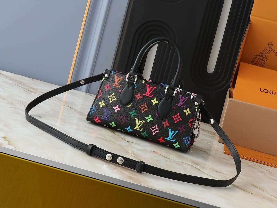 L0vis Vvtt0n M13260 LV x TM OnTheGo East West Chain