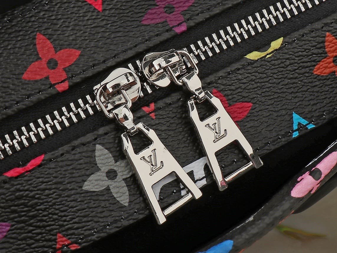 L0vis Vvtt0n M13260 LV x TM OnTheGo East West Chain
