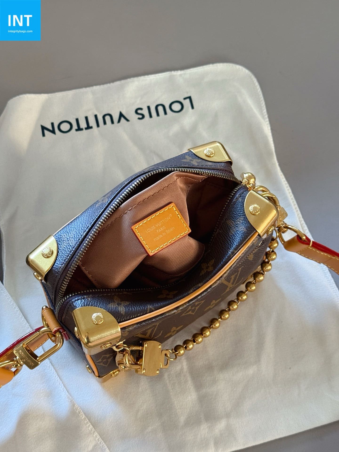 L0vis Vvtt0n M14729 Mini Soft Trunk
