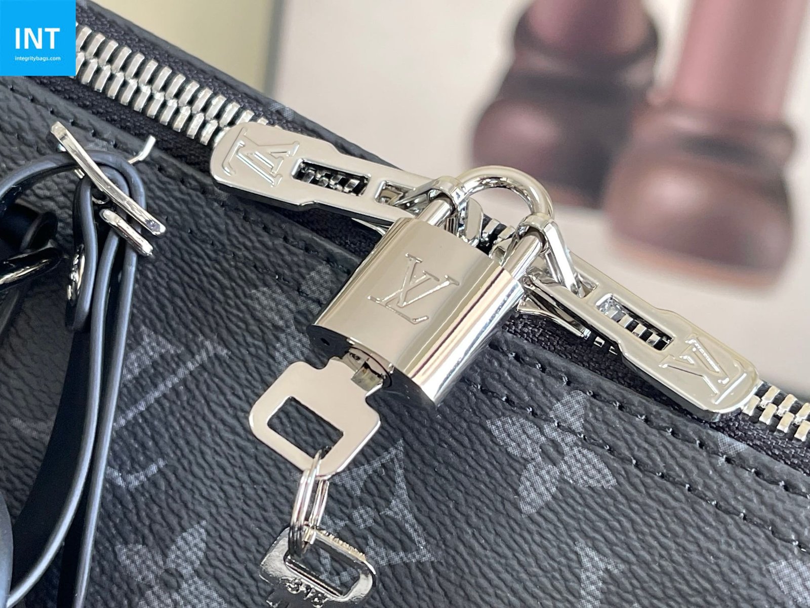 L0vis Vvtt0n M14202 Keepall Bandoulière 50