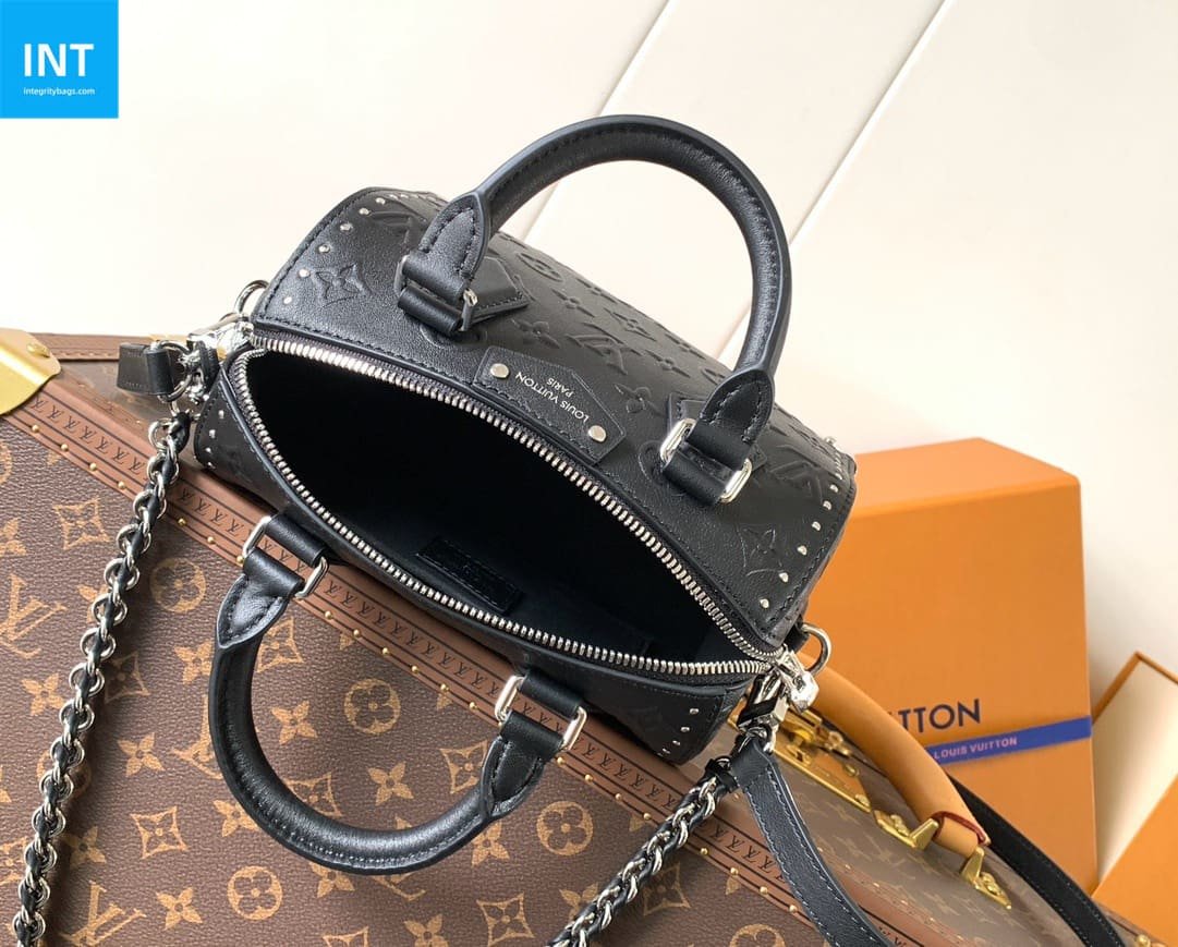 L0vis Vvtt0n M14575 Speedy Trunk 20