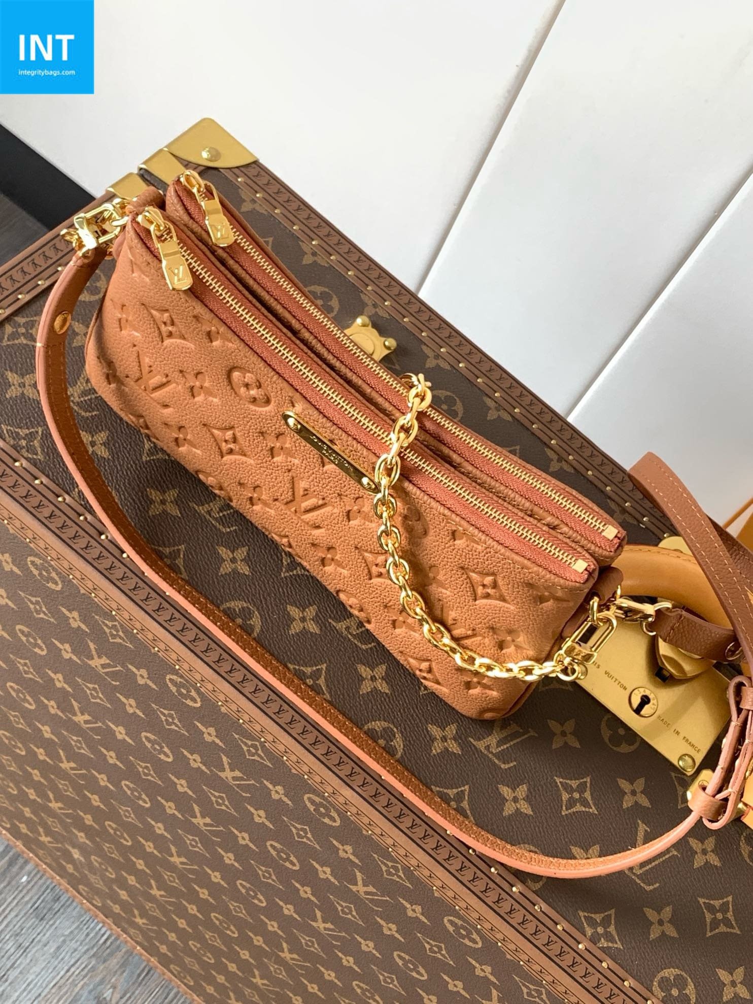 L0vis Vvtt0n M11916 Pochette Liv