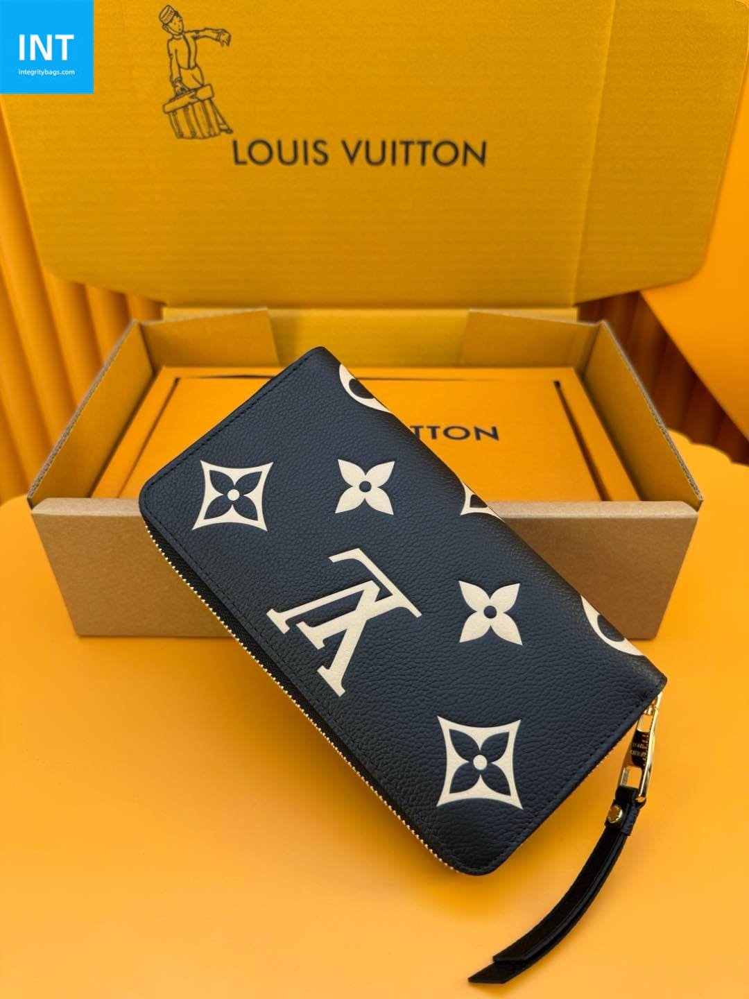 L0vis Vvtt0n M80481 Zippy Wallet