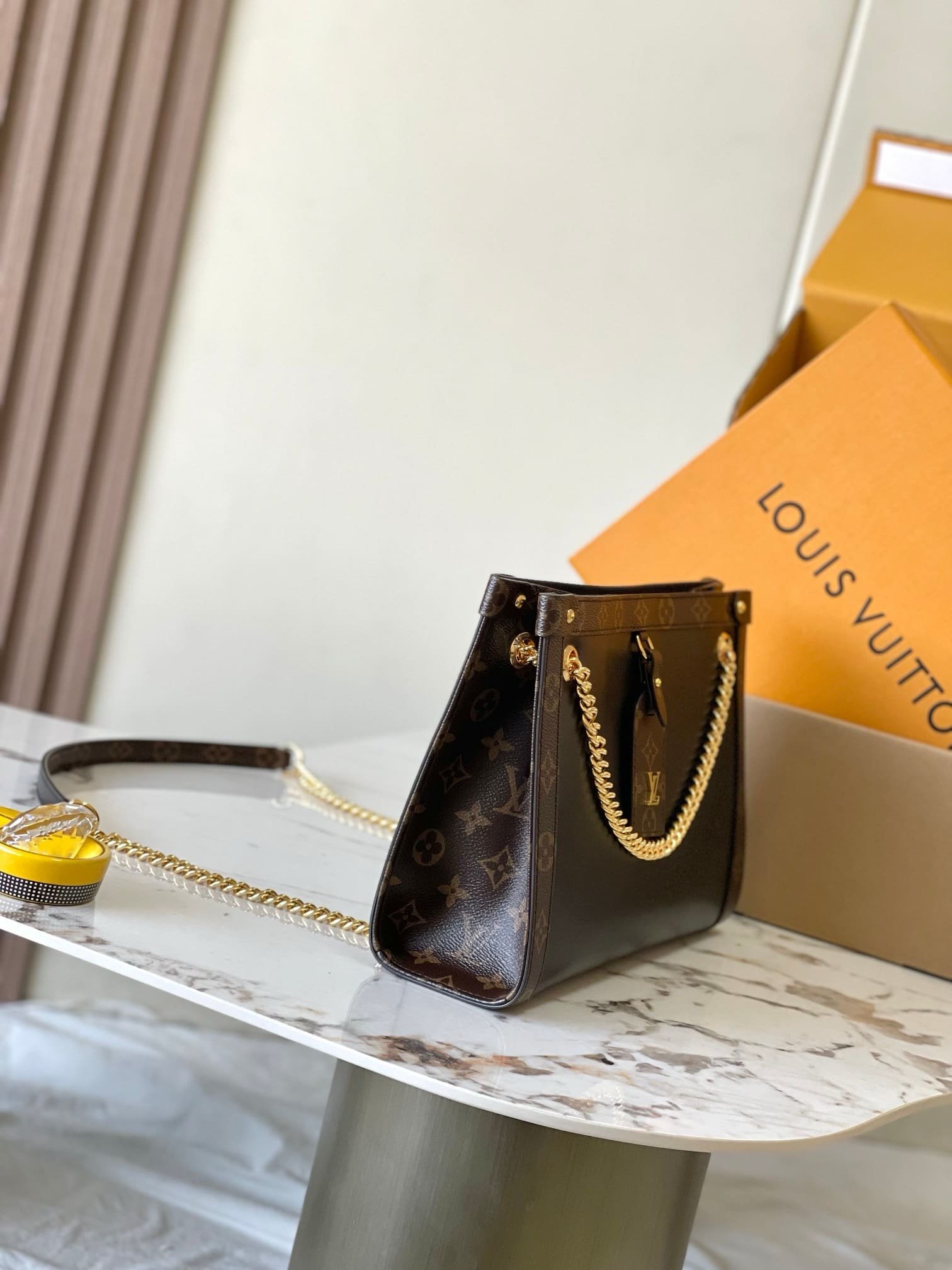 L0vis Vvtt0n M13140 Book Now Small NOVA Bag