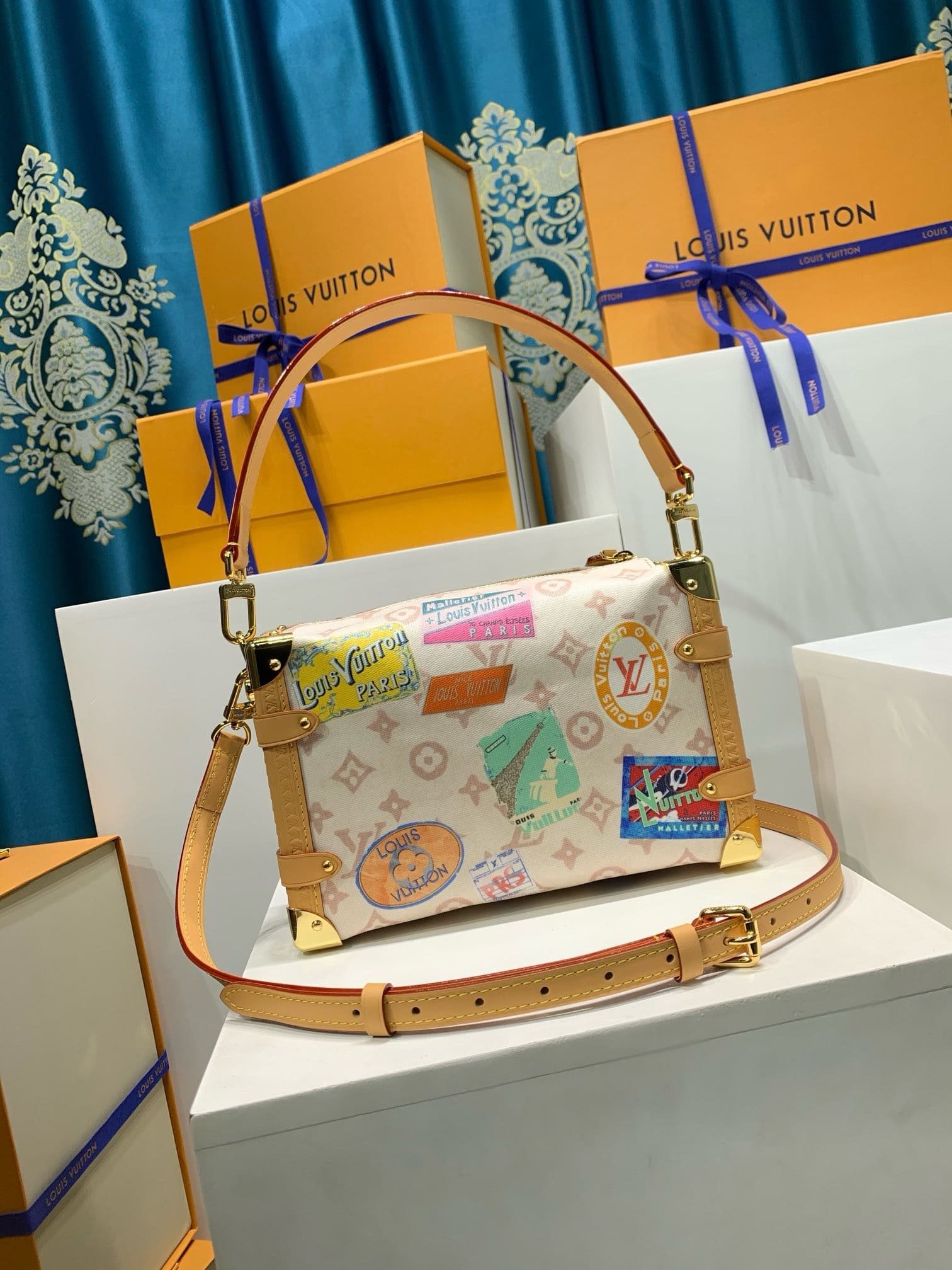 L0vis Vvtt0n M14606 Side Trunk MM