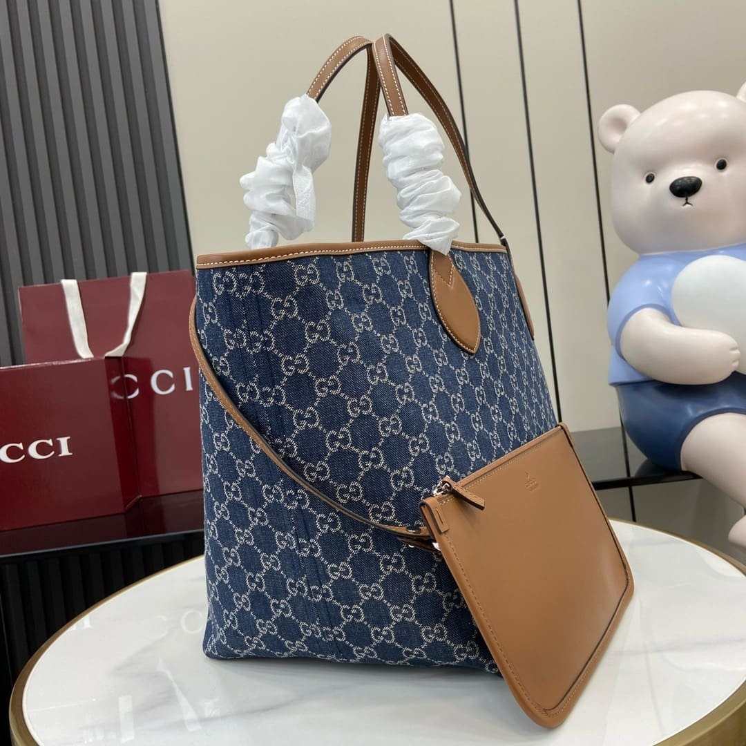 Gvc*1 TOTISSIMA LARGE TOTE BAG