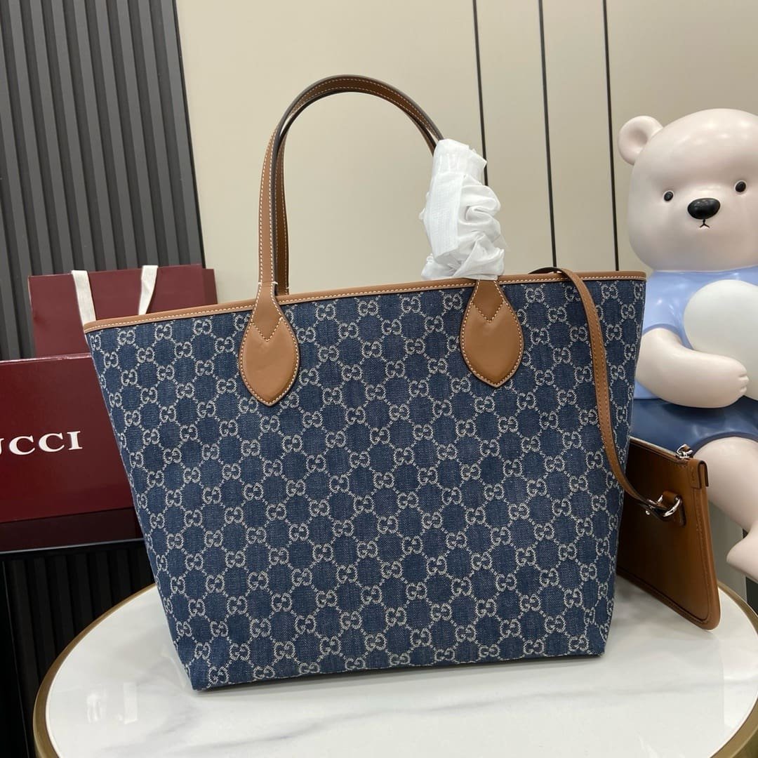 Gvc*1 TOTISSIMA LARGE TOTE BAG
