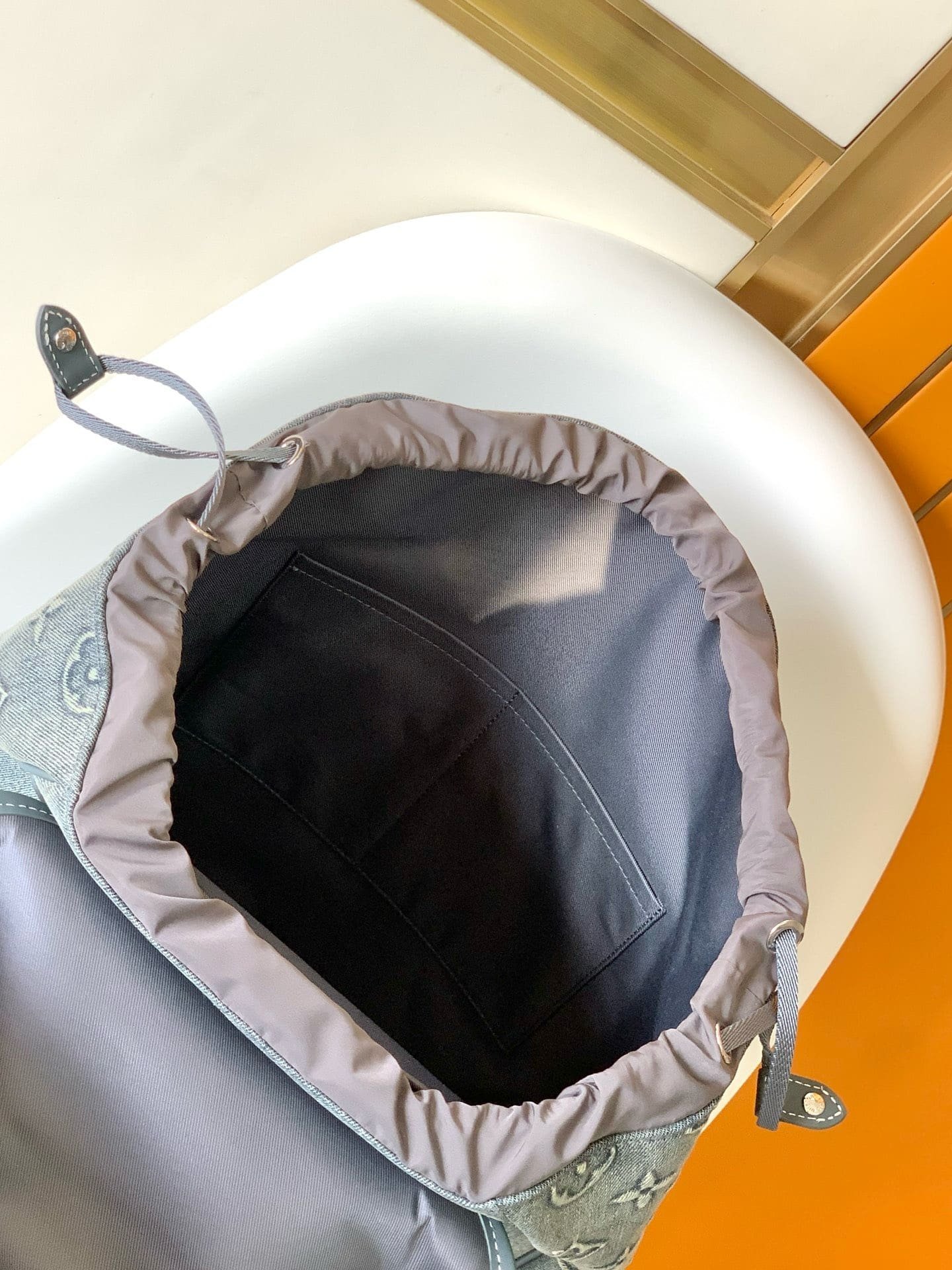 L0vis Vvtt0n M22534 Montsouris Monogram Backpack