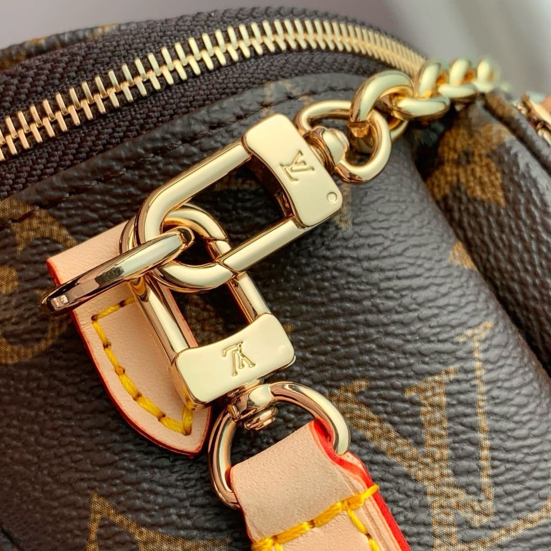 L0vis Vvtt0n M13449 LV x TM Mini Bumbag