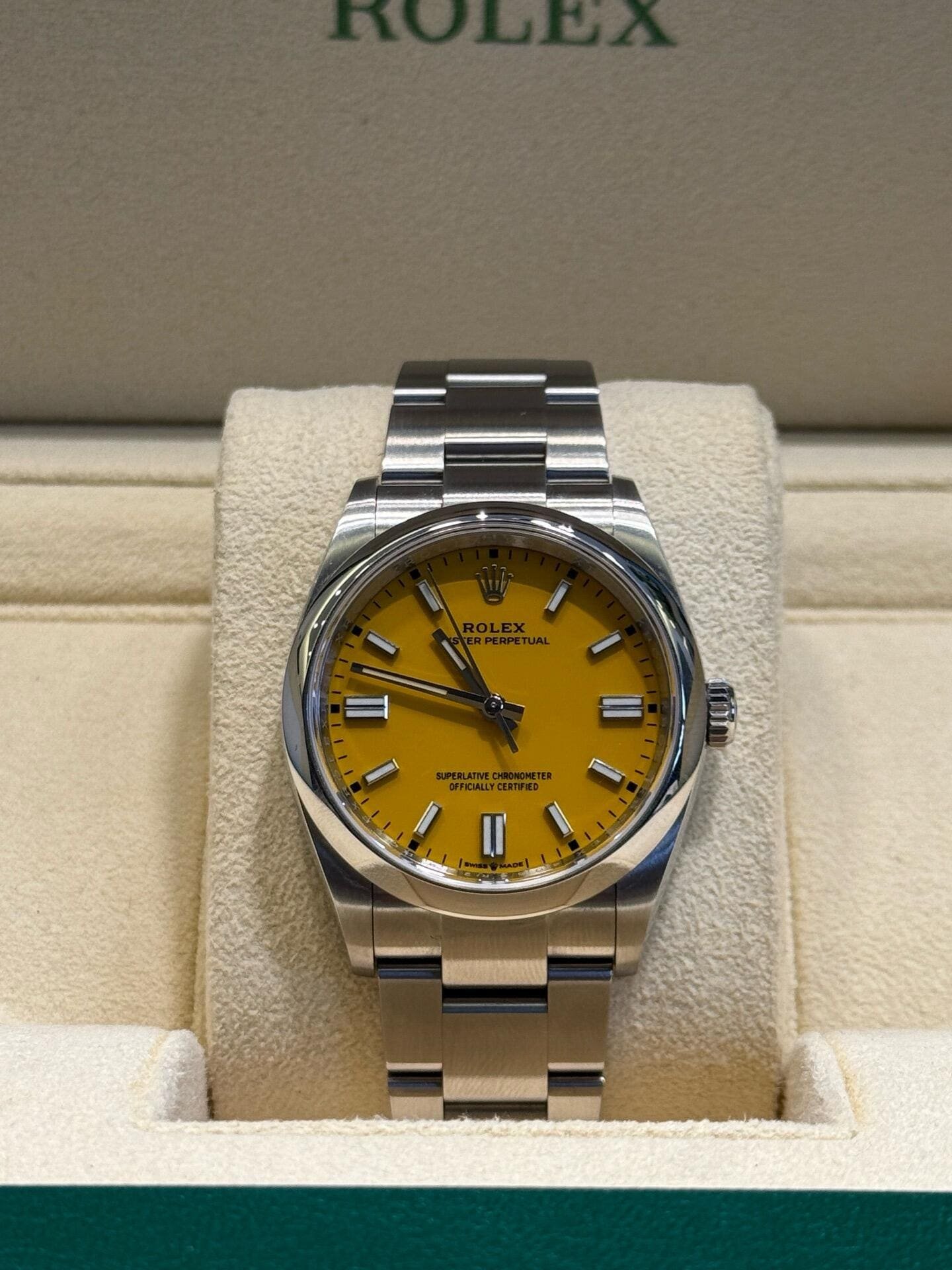 R01ex Oyster Perpetual 36 126000 Stainless Steel Yellow Dial