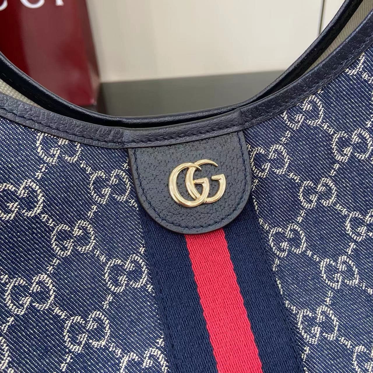 Gvc*1 GIGLIO LARGE TOTE BAG
