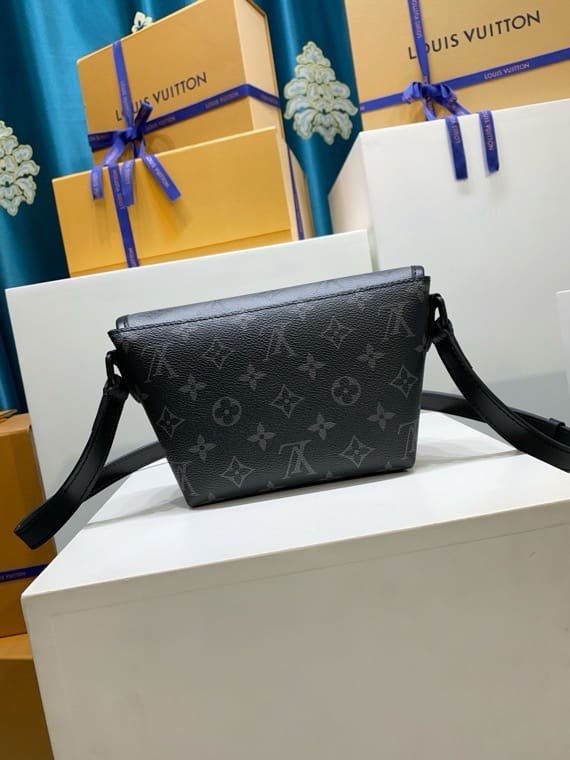 L0vis Vvtt0n M12806 Pulse Wearable Wallet