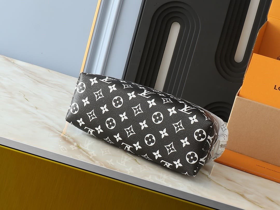 L0vis Vvtt0n M12052 Cosmetic Pouch
