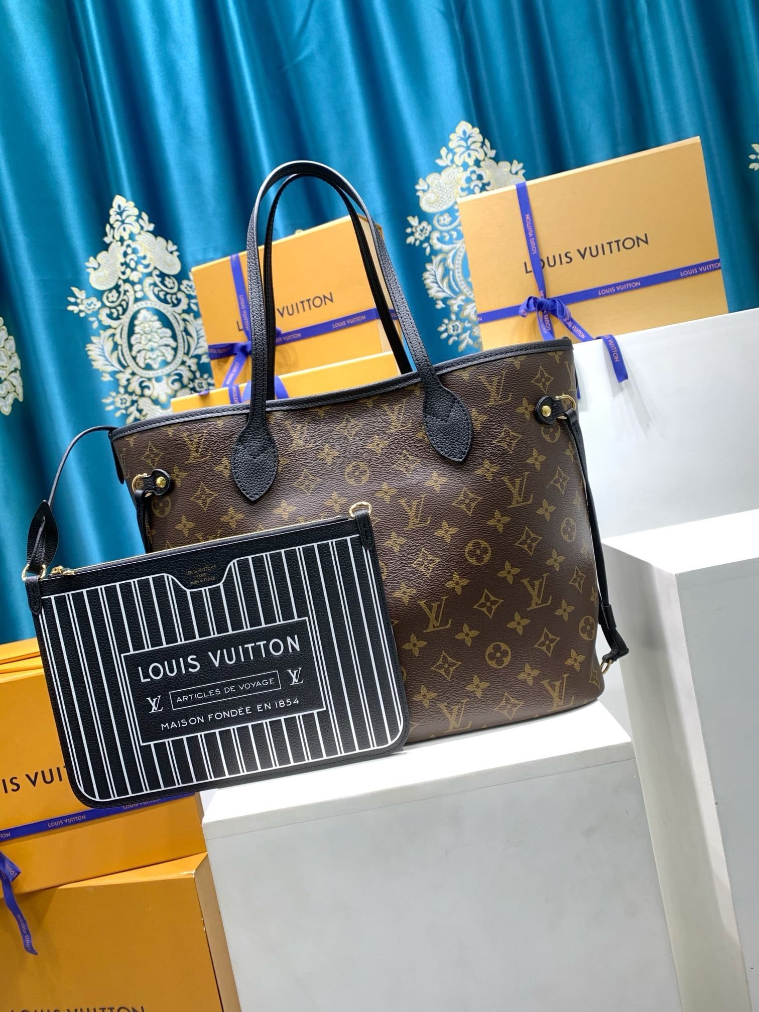 L0vis Vvtt0n M11946 Neverfull Inside Out MM