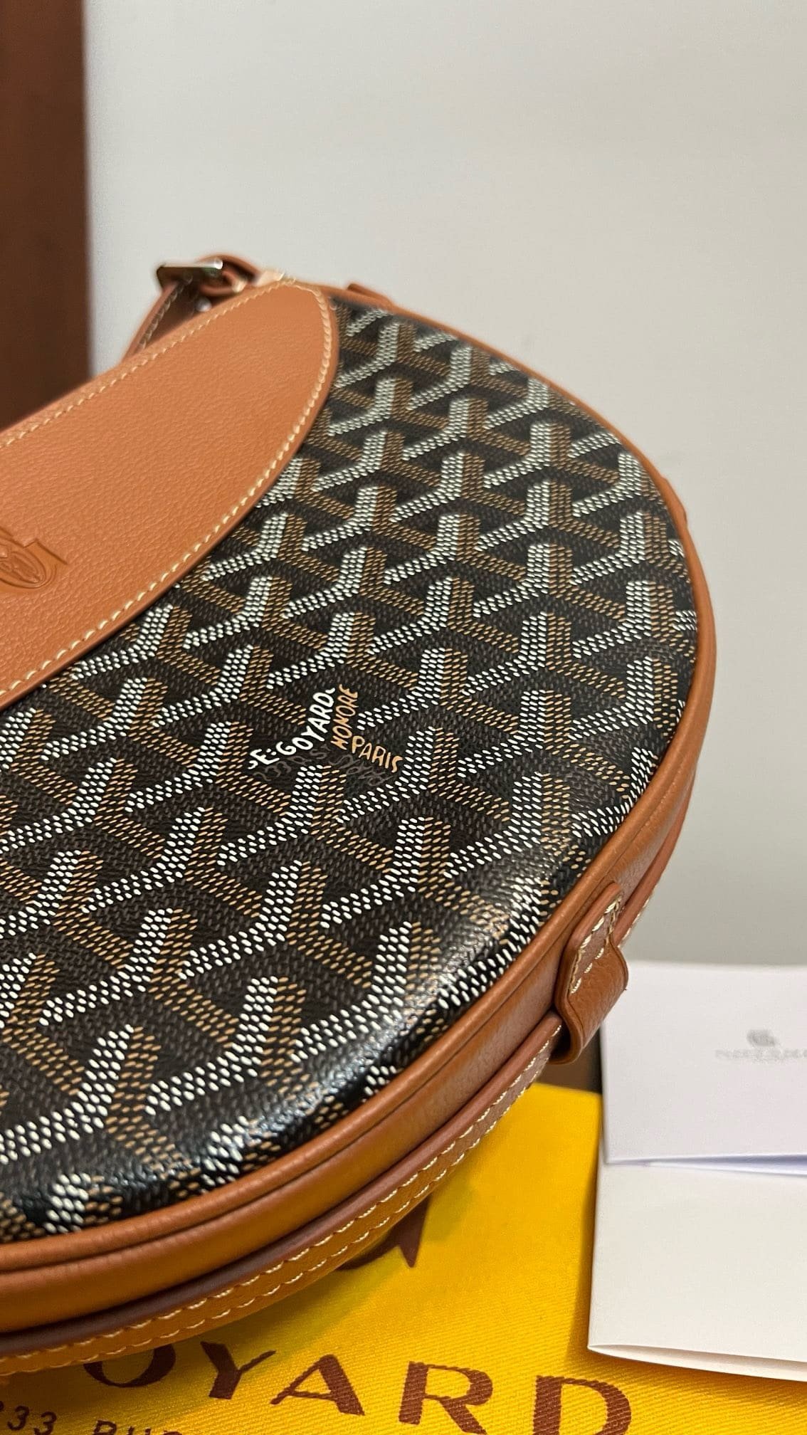 G09ard Hirondelle bag