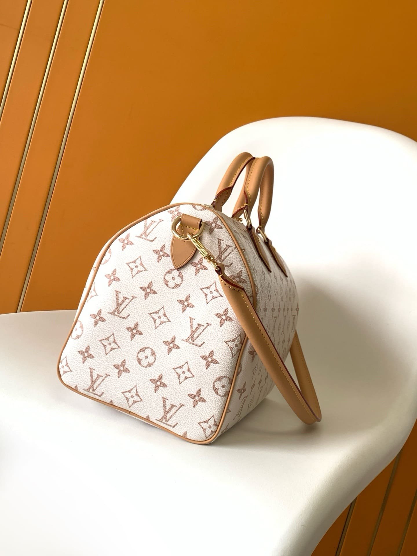 L0vis Vvtt0n M15108 Speedy Soft 30 Lucky