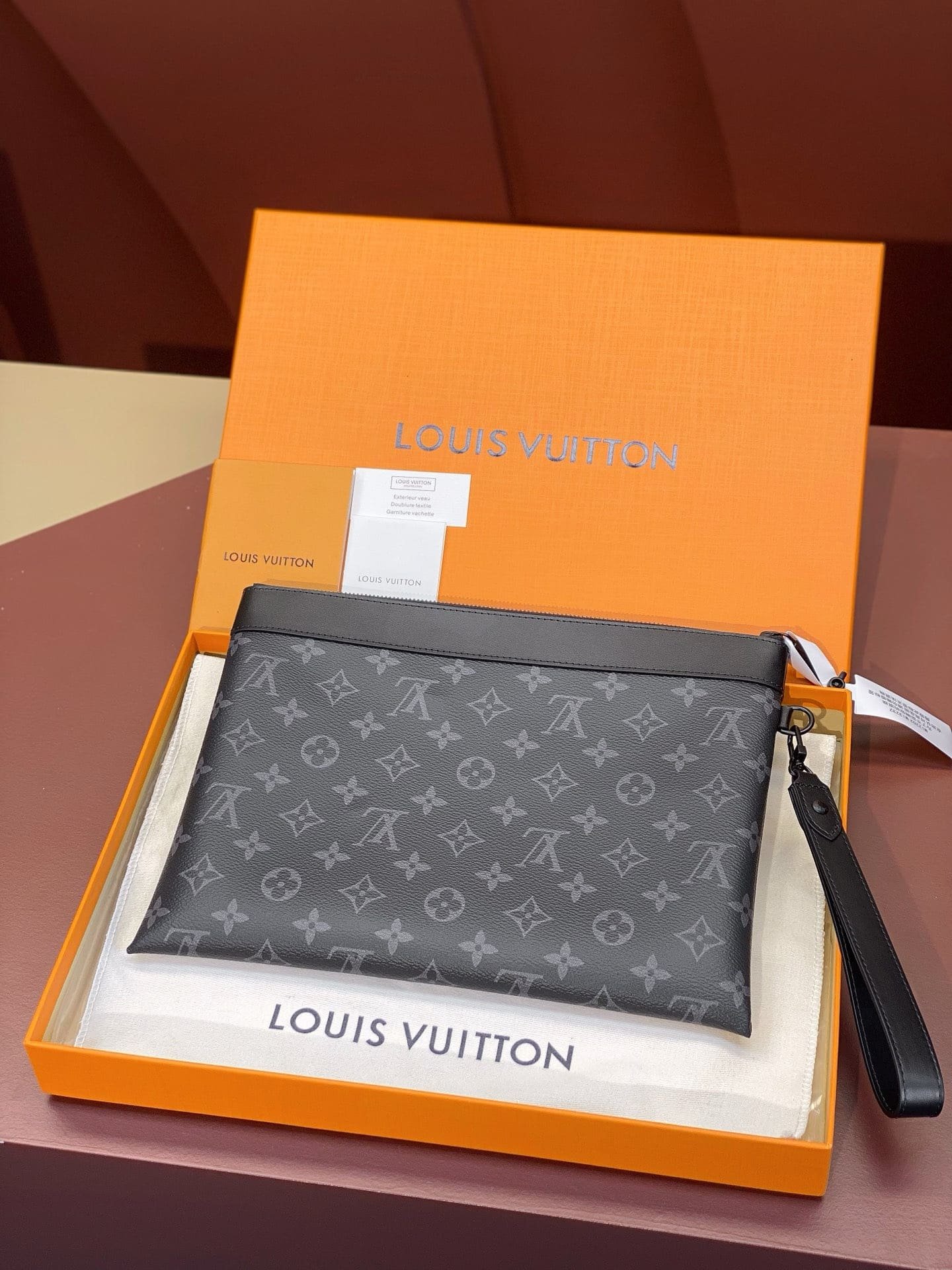L0vis Vvtt0n M81569 Pochette To-Go