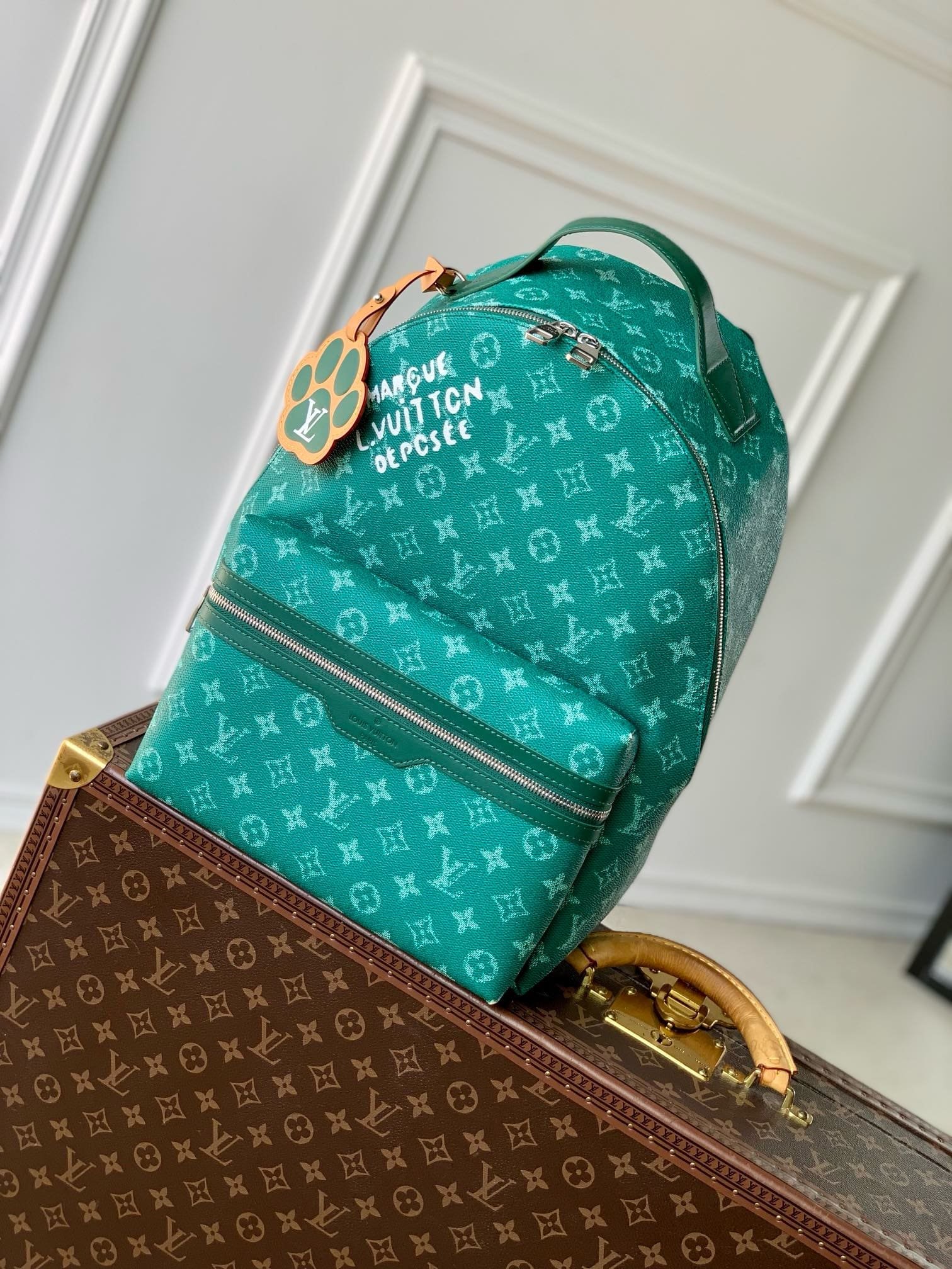 L0vis Vvtt0n M12780 Discovery Backpack PM