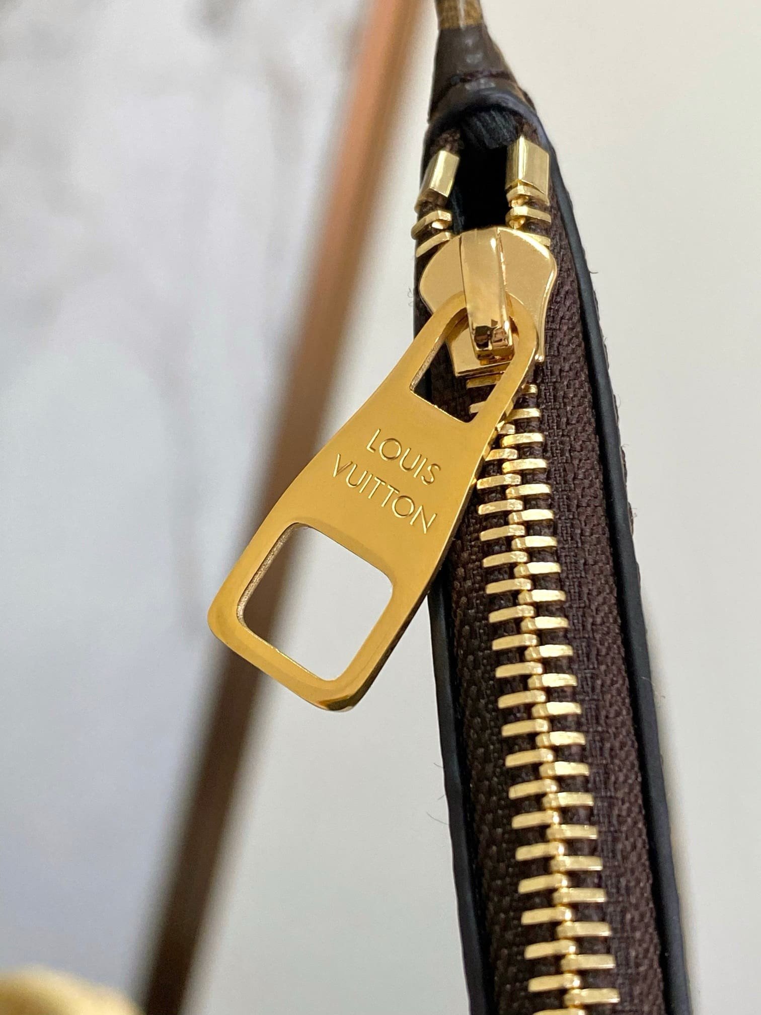 L0vis Vvtt0n M14458 Summer Shopper Tote MM